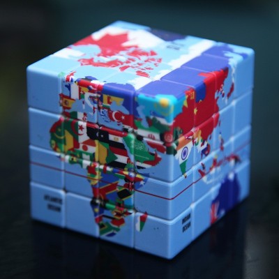 Cubo di Rubik personalizzato con immagini Miglior regalo Cubo di Rubik 4 per 4 per famiglie d'affari Bambini